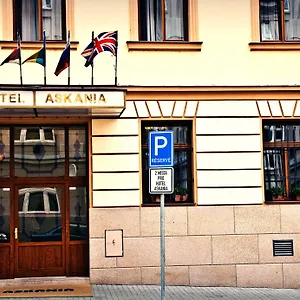 https://hotel-askania.praguehotelsweb.com