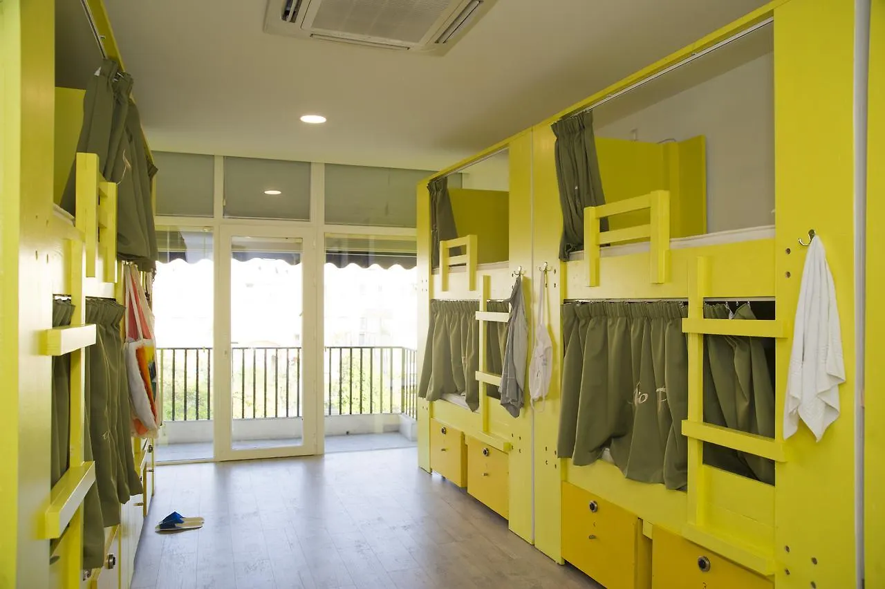 Marco Polo Party Hostel